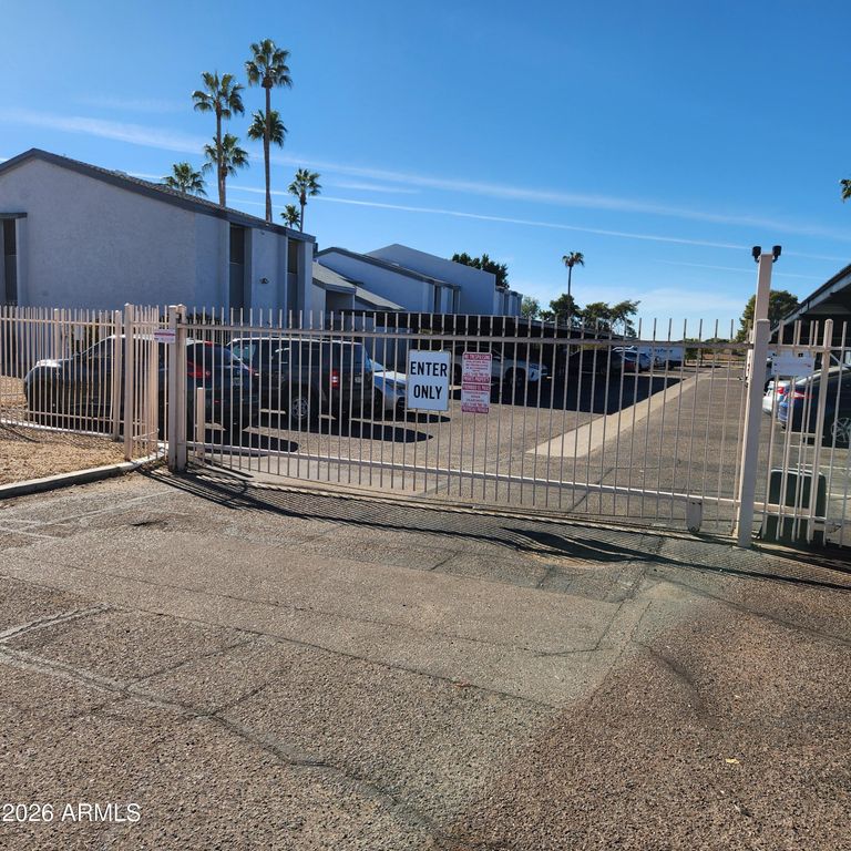7550 N 12th Street 225, Phoenix, AZ 85020
