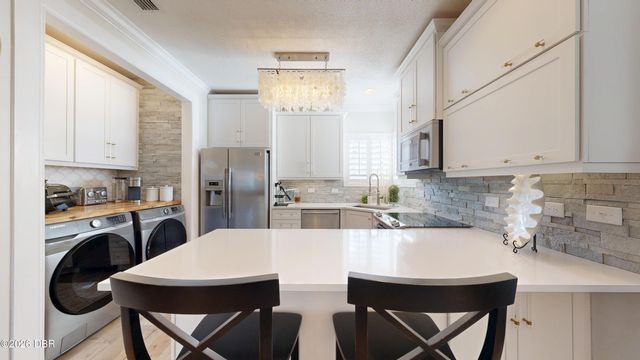 40 Magnolia Drive S, Ormond Beach, FL 32174