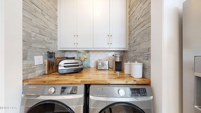 40 Magnolia Drive S, Ormond Beach, FL 32174