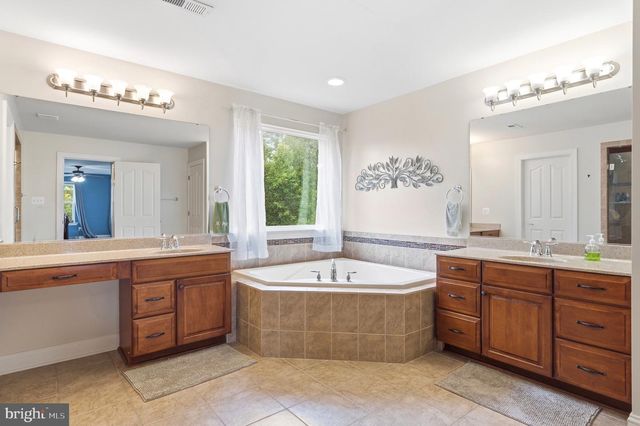 1004 HORSE PEN RUN, Huntingtown, MD 20639