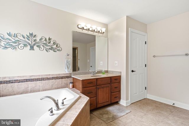 1004 HORSE PEN RUN, Huntingtown, MD 20639