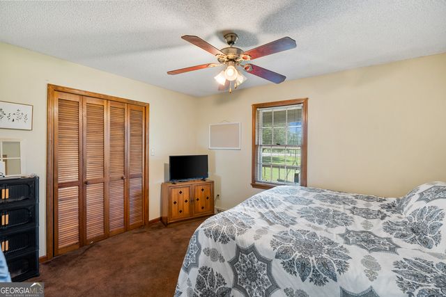 696 Hickory Crossing Road, Hartwell, GA 30643
