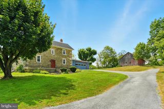 450 PIKETOWN RD, Harrisburg, PA 17112