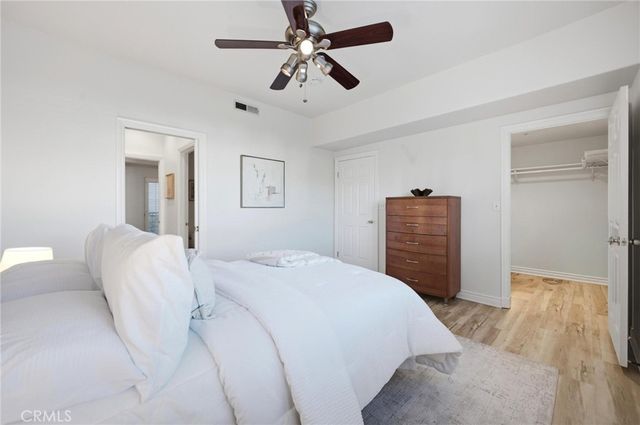 10833 Kling Street 4, North Hollywood, CA 91602