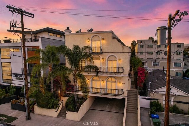 10833 Kling Street 4, North Hollywood, CA 91602