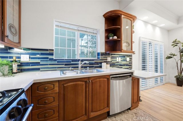 10833 Kling Street 4, North Hollywood, CA 91602