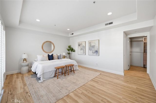 10833 Kling Street 4, North Hollywood, CA 91602