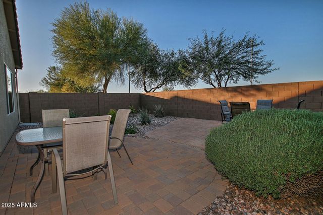 7208 W SONOMA Way, Florence, AZ 85132