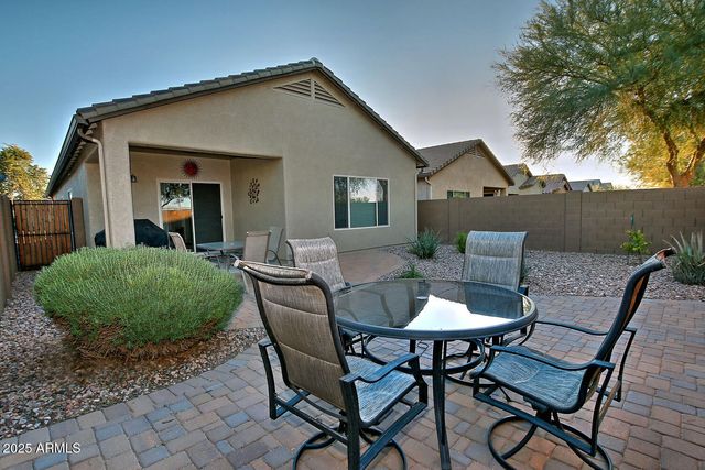 7208 W SONOMA Way, Florence, AZ 85132