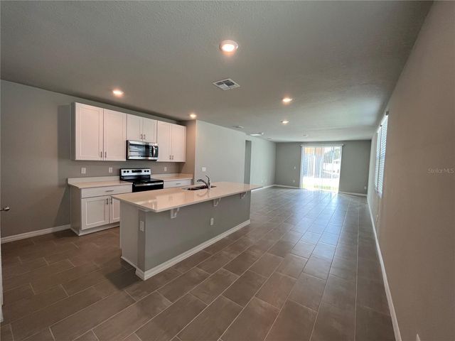 34823 TELLURIDE LANE, Zephyrhills, FL 33541