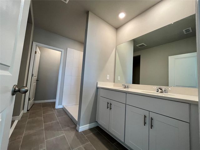 34823 TELLURIDE LANE, Zephyrhills, FL 33541