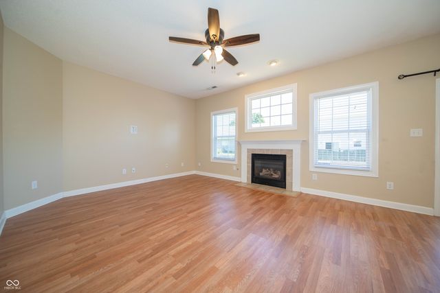 11044 Schoolhouse Road, Fishers, IN 46037