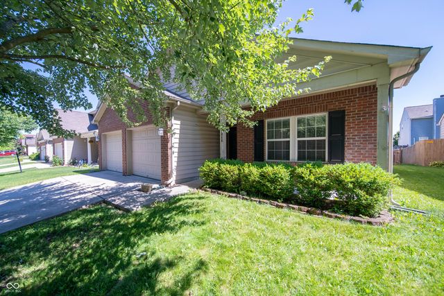 11044 Schoolhouse Road, Fishers, IN 46037