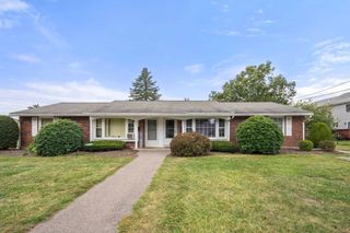290 Belair St 290, Brockton, MA 02301
