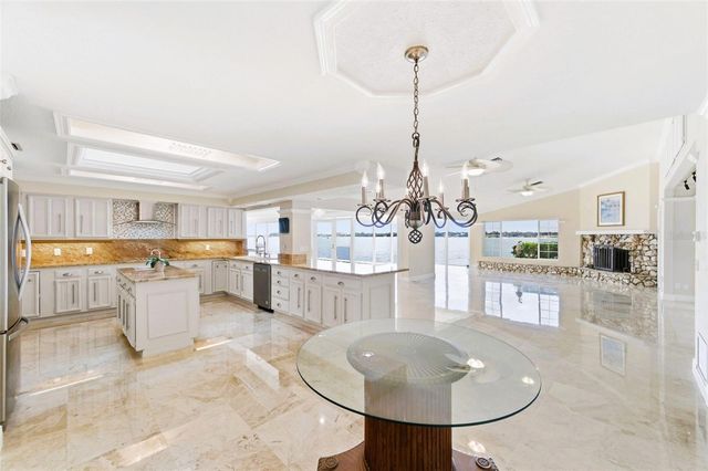 4201 45TH STREET S, St Petersburg, FL 33711