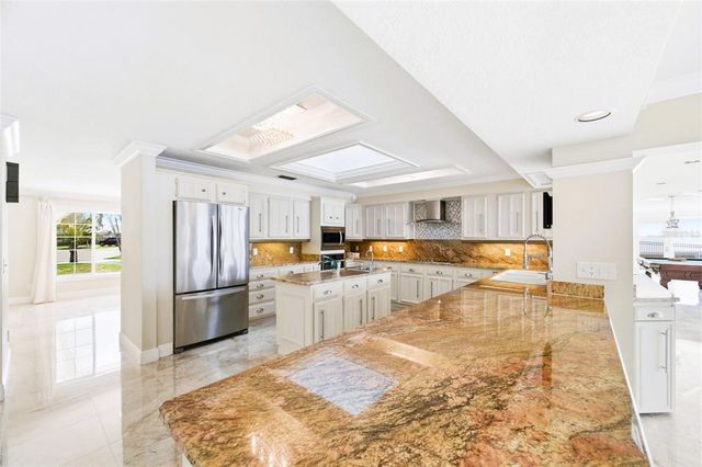 4201 45TH STREET S, St Petersburg, FL 33711