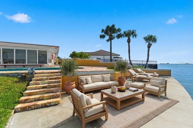 4201 45TH STREET S, St Petersburg, FL 33711