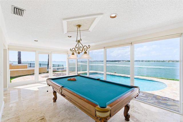 4201 45TH STREET S, St Petersburg, FL 33711