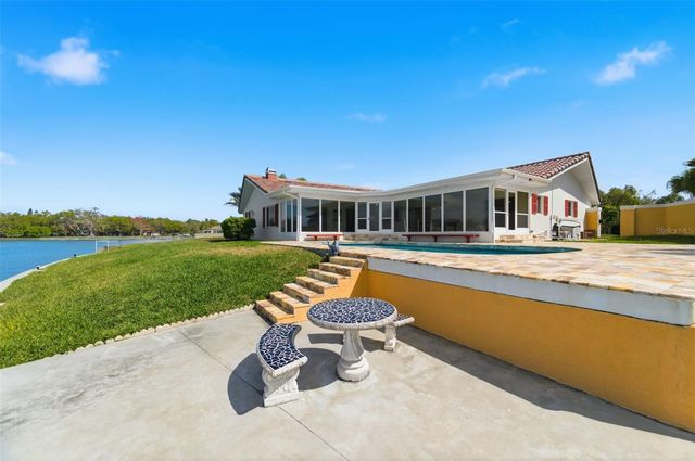 4201 45TH STREET S, St Petersburg, FL 33711