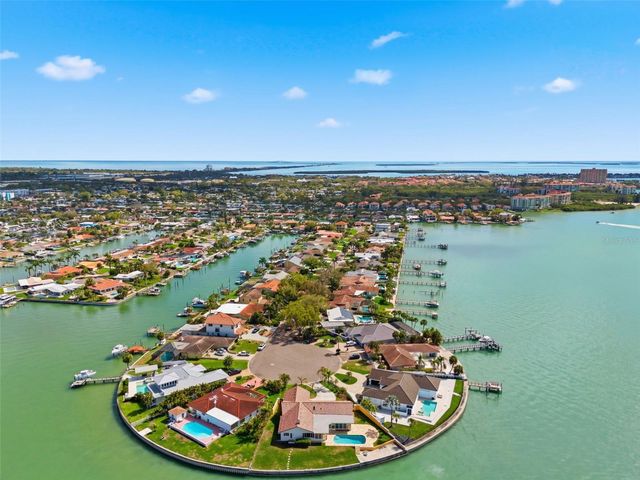 4201 45TH STREET S, St Petersburg, FL 33711