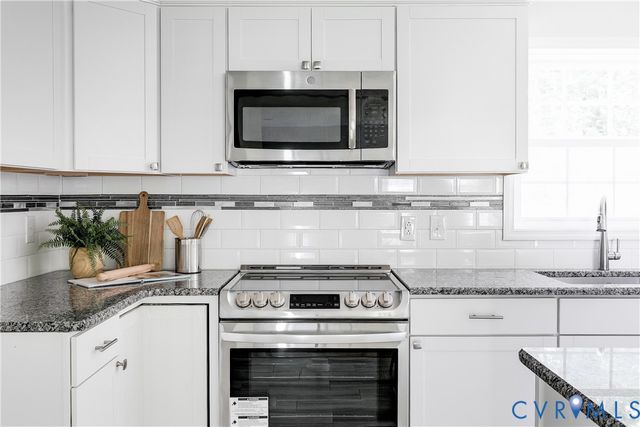 9110 Brucewood Dr, North Chesterfield, VA 23235