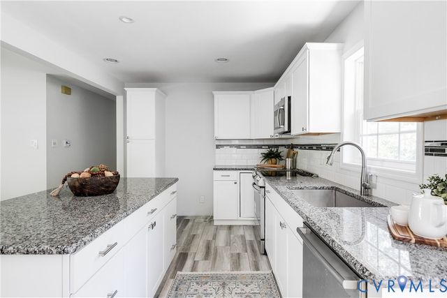 9110 Brucewood Dr, North Chesterfield, VA 23235