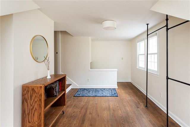 306 E Dartmouth Road, Kansas City, MO 64113