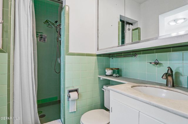 8113 DEMPSEY Avenue, El Paso, TX 79925
