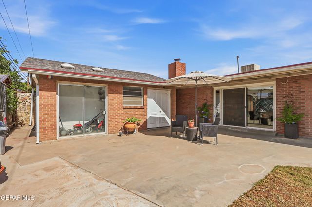 8113 DEMPSEY Avenue, El Paso, TX 79925