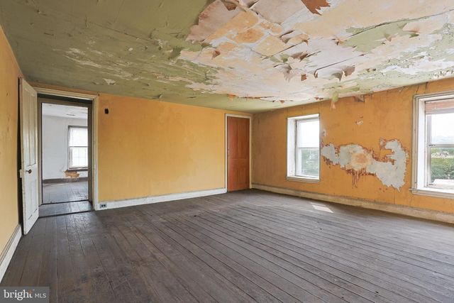 3519 BOWMAN ST, Philadelphia, PA 19129