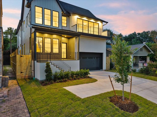 1718 White Oak Drive, Houston, TX 77009