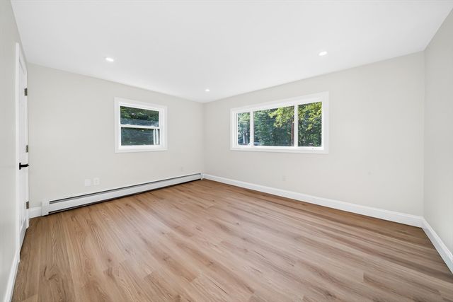 1 Albion Rd, Billerica, MA 01821