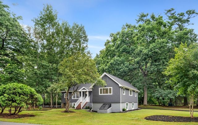 1 Albion Rd, Billerica, MA 01821