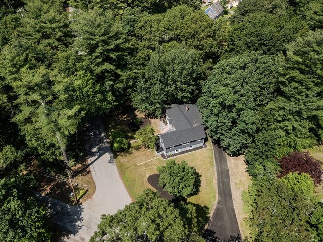 1 Albion Rd, Billerica, MA 01821