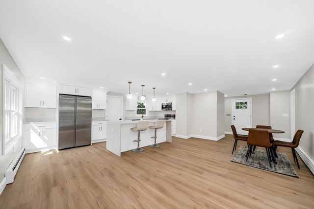 1 Albion Rd, Billerica, MA 01821