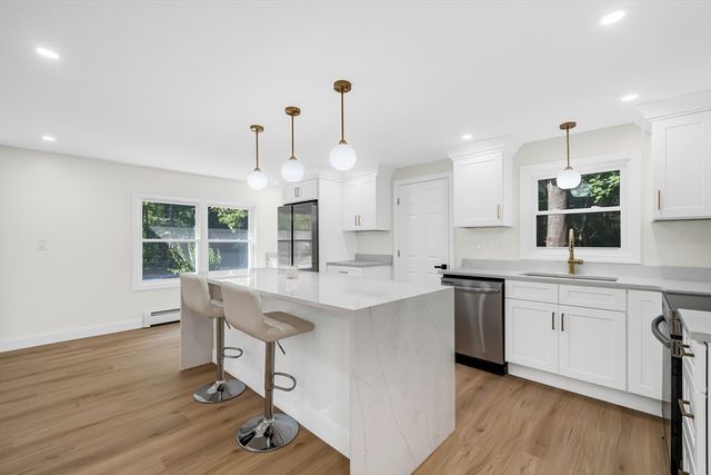 1 Albion Rd, Billerica, MA 01821