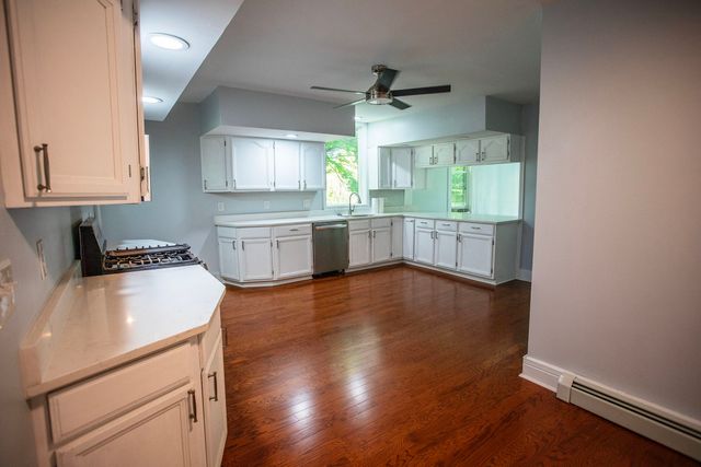 6382 W LAKE Road, Erie, PA 16505