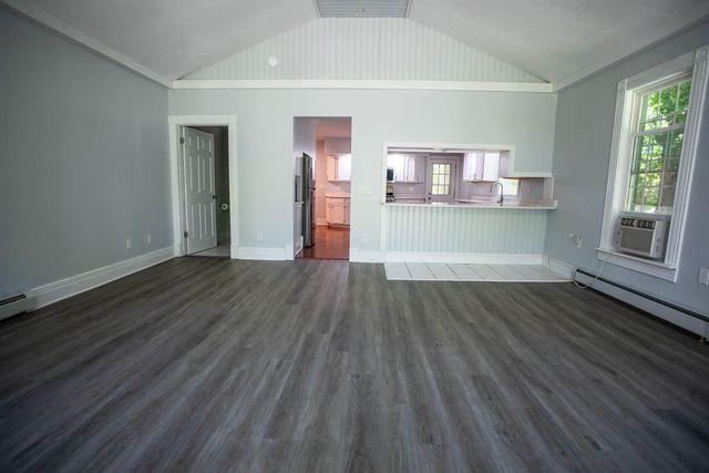 6382 W LAKE Road, Erie, PA 16505