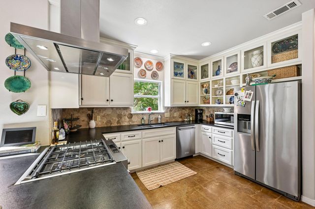 246 Blanco DR, Wimberley, TX 78676