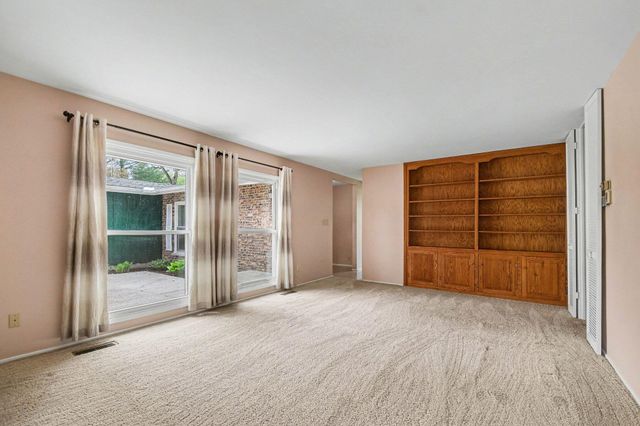 1010 Sassafras Lane, Niles City, MI 49120