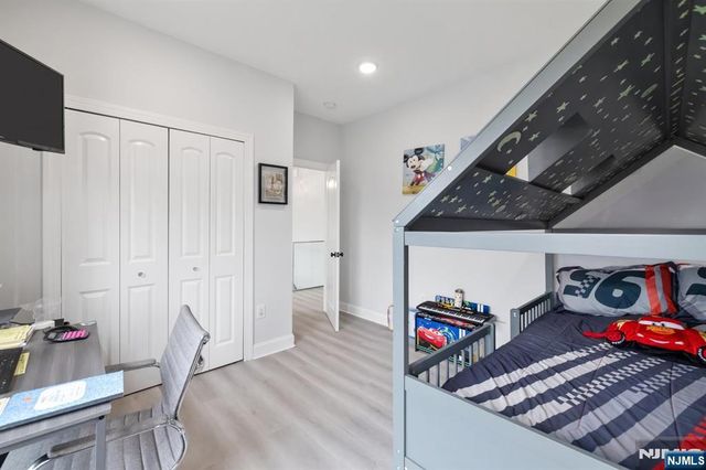 65 Clinton Park Drive, Bergenfield, NJ 07621