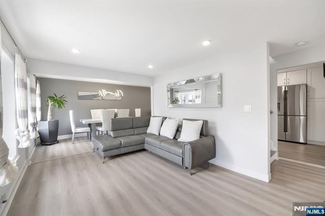 65 Clinton Park Drive, Bergenfield, NJ 07621