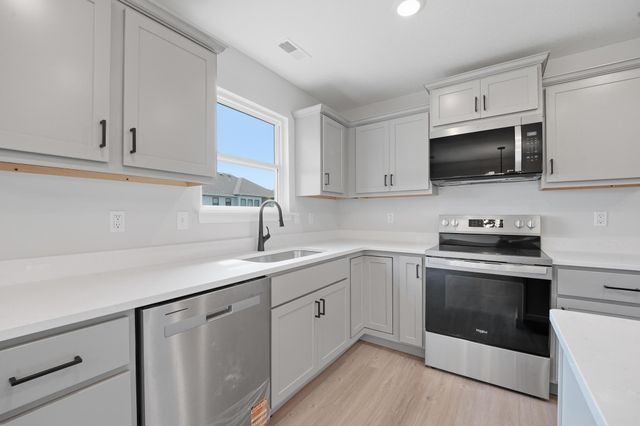 2400 N Federal DR, Columbia, MO 65202