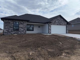 2400 N Federal DR, Columbia, MO 65202