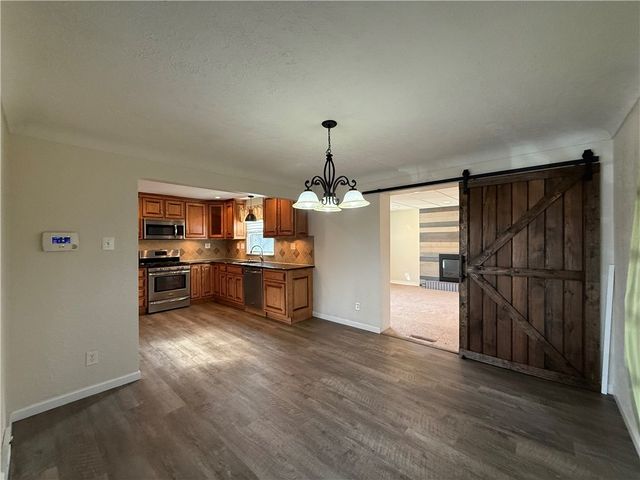 103 Willett Dr, Verona, PA 15147