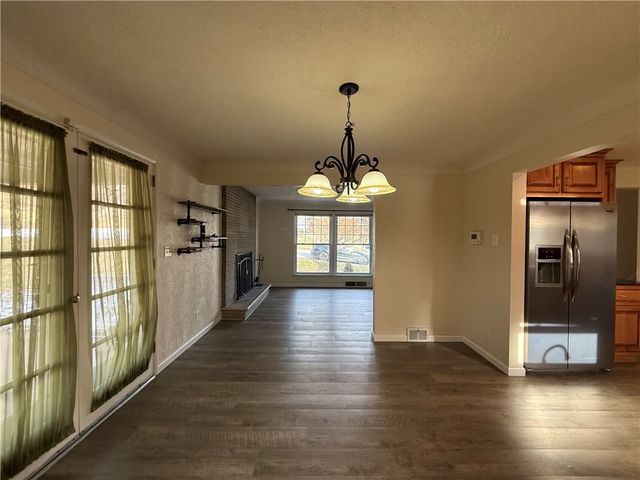 103 Willett Dr, Verona, PA 15147