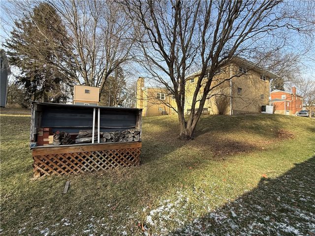 103 Willett Dr, Verona, PA 15147