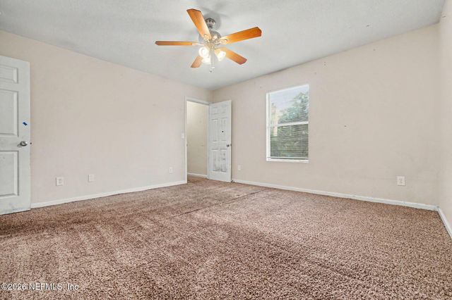 8205 BERRY Avenue, Jacksonville, FL 32211