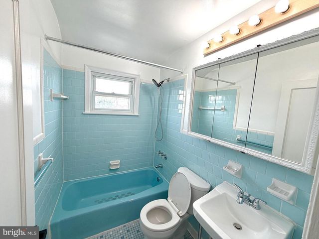 647 DUNWICH WAY, Baltimore, MD 21221