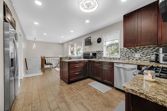 3501 Sarah Street, Franklin Park, IL 60131